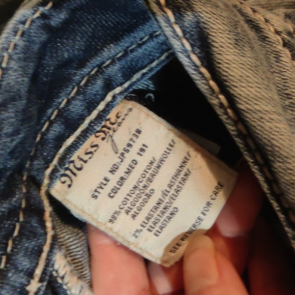 Miss Me Signature Boot Jeans - Picture 7 of 7